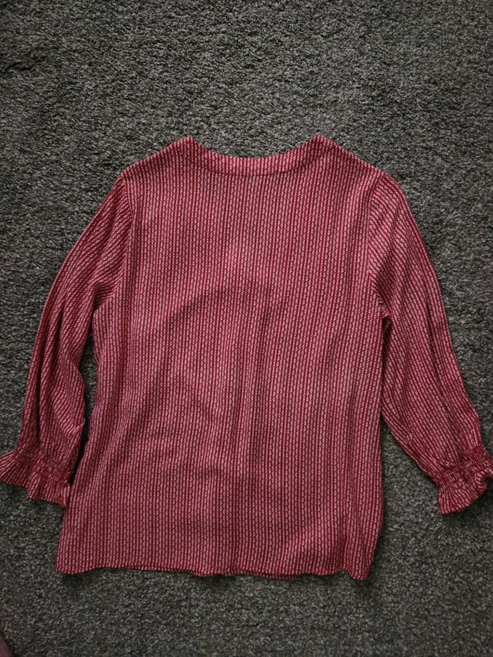 Red Pattern Blouse - Picture 5 of 5